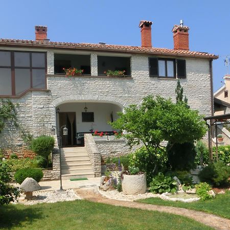 Apartmani Villa Otilija Porec Luaran gambar