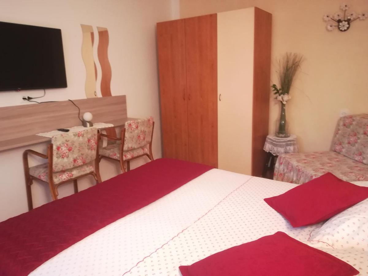 Apartmani Villa Otilija Porec Luaran gambar