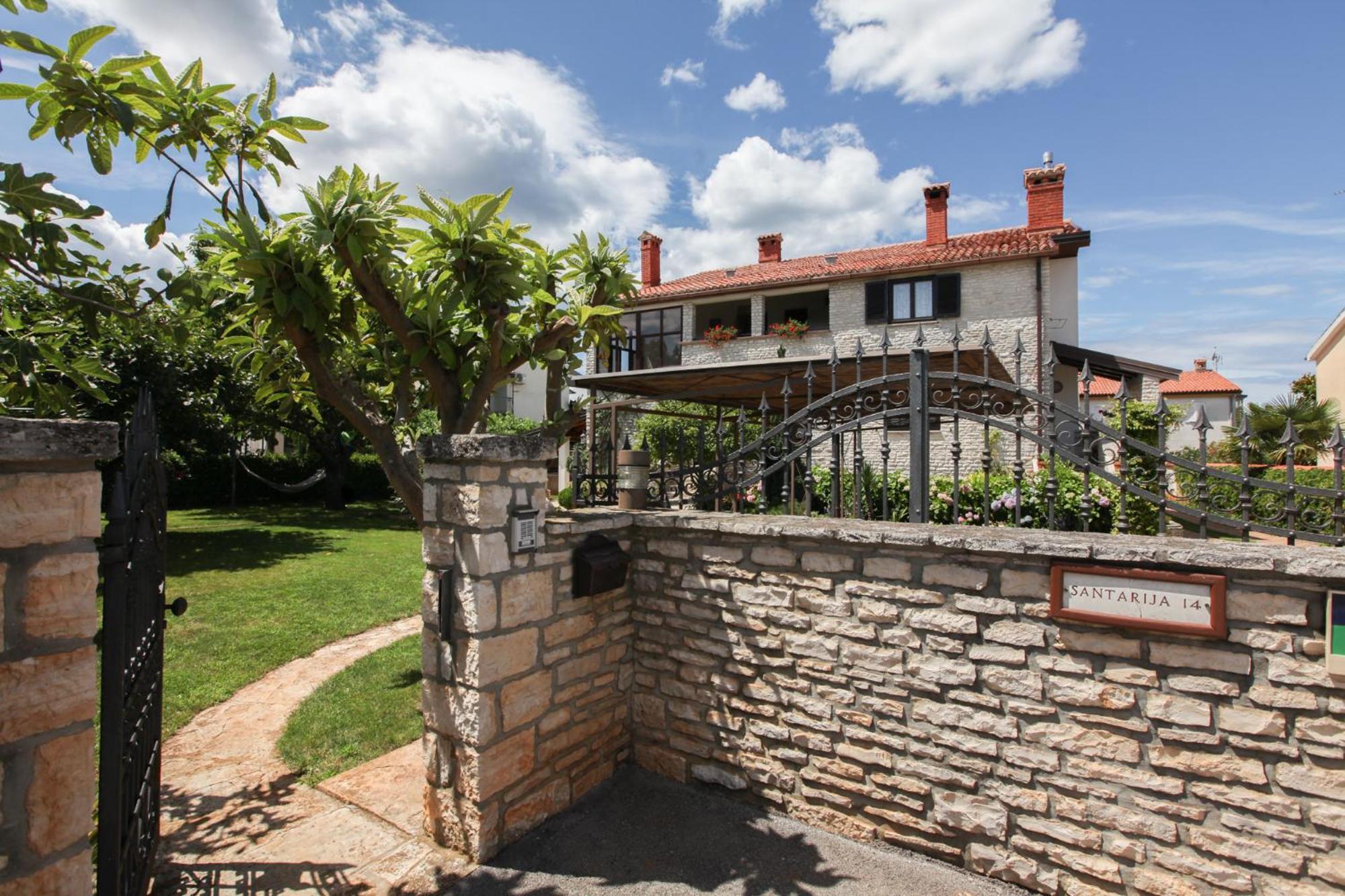 Apartmani Villa Otilija Porec Luaran gambar