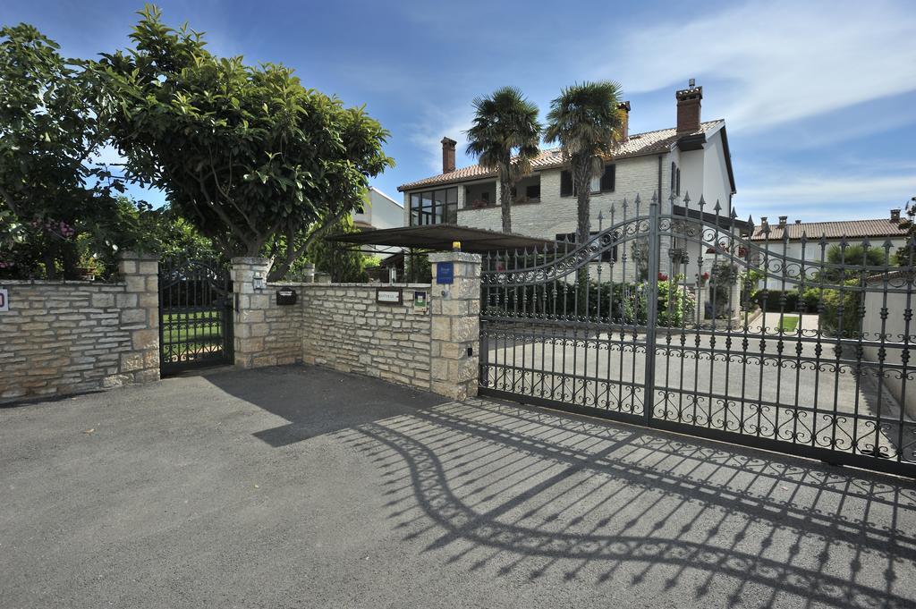 Apartmani Villa Otilija Porec Luaran gambar