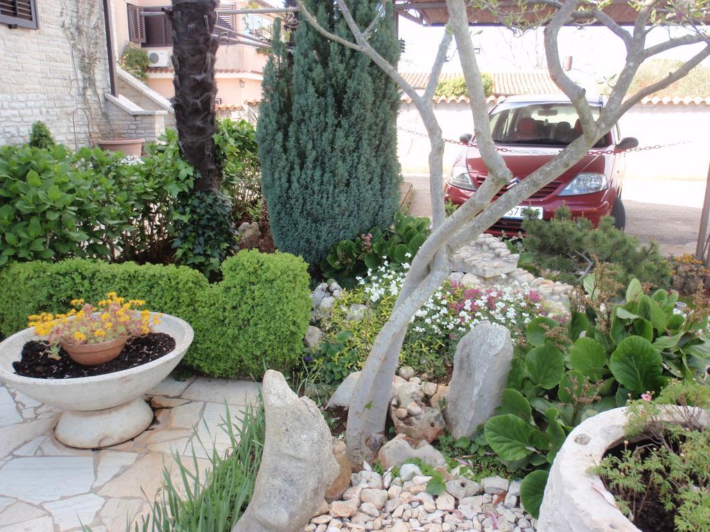 Apartmani Villa Otilija Porec Luaran gambar