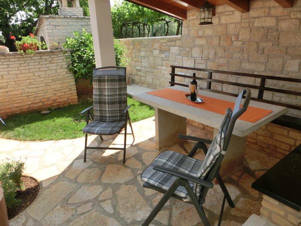 Apartmani Villa Otilija Porec Luaran gambar