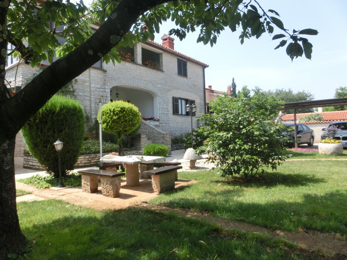 Apartmani Villa Otilija Porec Luaran gambar